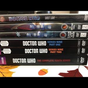 Dr Who Collection Lot of 6 dvds including series 9 & 10. 2 Xmas Specials.